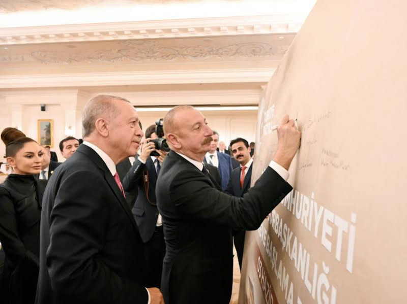 Президент Ильхам Алиев и первая леди Мехрибан Алиева приняли участие в инаугурации избранного всенародным голосованиемПрезидента Турции