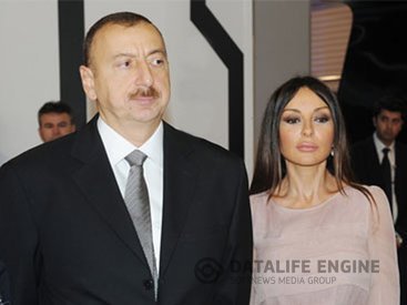 Президент Азербайджана и его супруга приняли участие в открытии Центра культуры в бакинском поселке Зиря