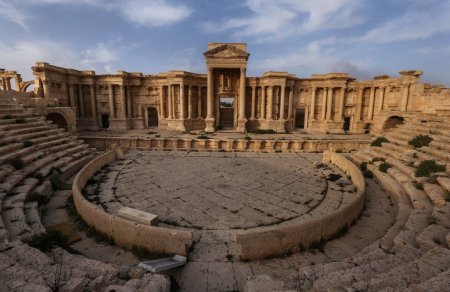 Пальмира была одним из основных городов  на древнем Шелковом пути