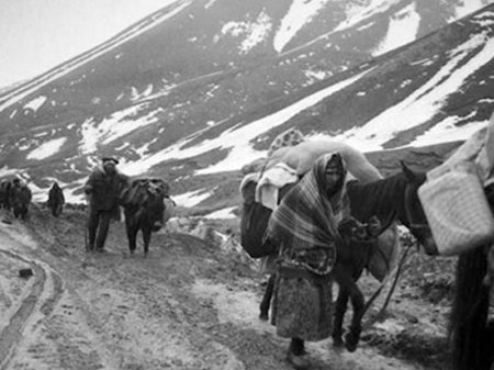 "Историческая призма": 1988. Правда о депортации азербайджанцев из Армении, которую хотели скрыть