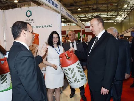 Президент Азербайджана Ильхам Алиев принял участие в открытии выставки Caspian Oil & Gas-2016/обновлено: фото/ Президент Азербайджана Ильхам Алиев принял участие в открытии выставки Caspian Oil & Gas-2016/обновлено: фото/