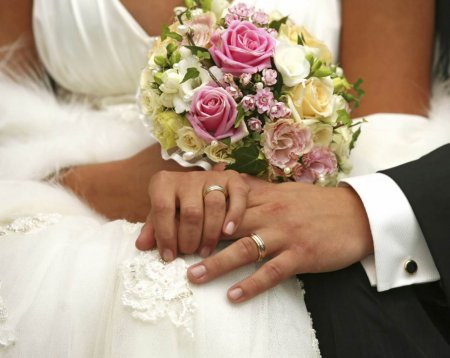 292 азербайджанца женились на иностранках