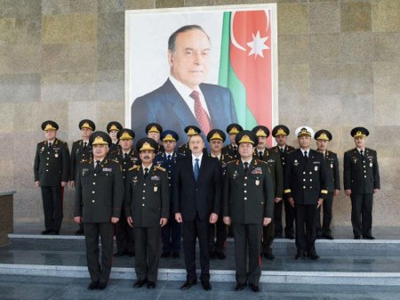 Сегодня в Азербайджане праздник. Страна отмечает День Вооруженных сил