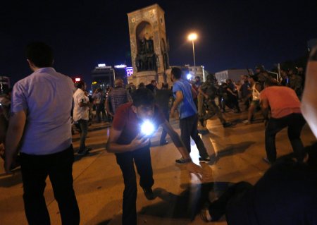 Турецкая разведка заявила о подавлении попытки переворота